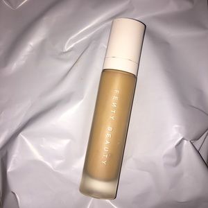 FENTY BEAUTY PRO FILTR FOUNDATION